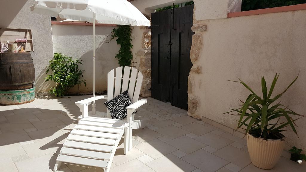 Apartment Elda Petrcane Εξωτερικό φωτογραφία