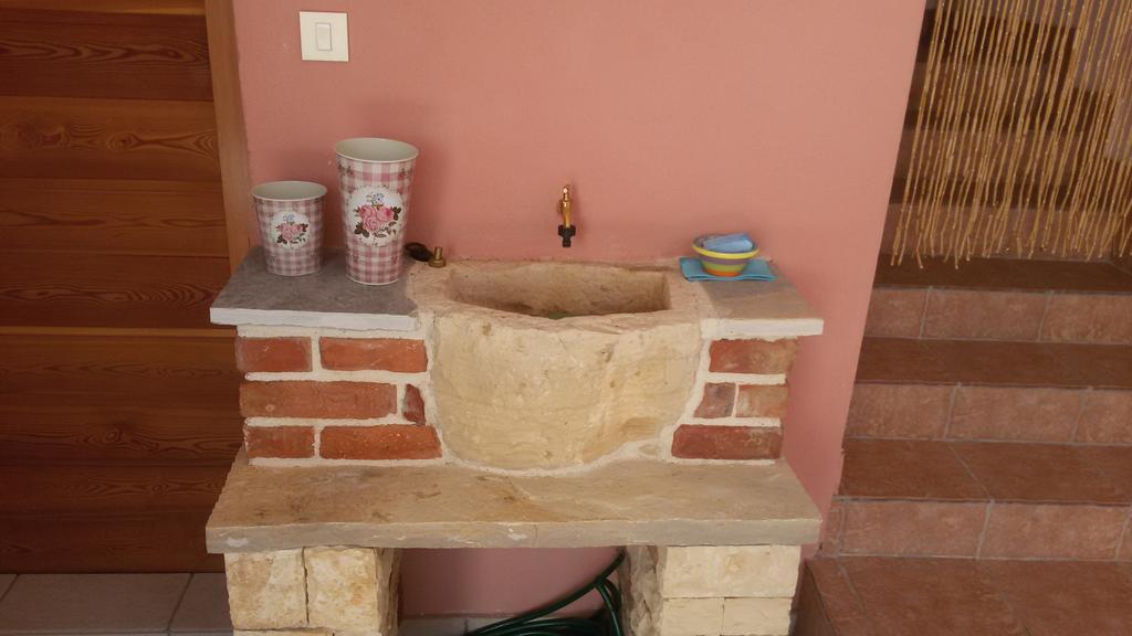 Apartment Elda Petrcane Εξωτερικό φωτογραφία